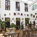 De Faroles Отель 2*