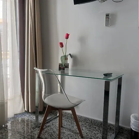 酒店 洛斯法罗乐思酒店