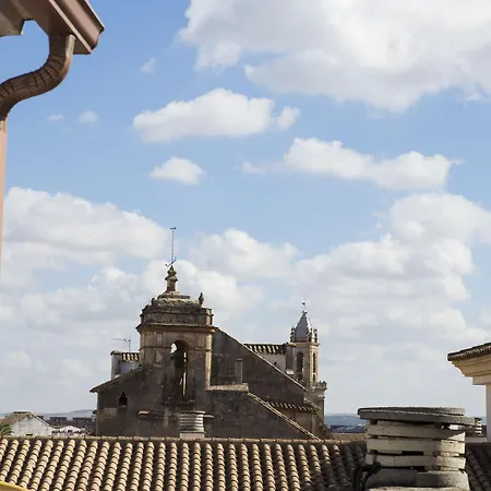 Отель De Faroles 2*