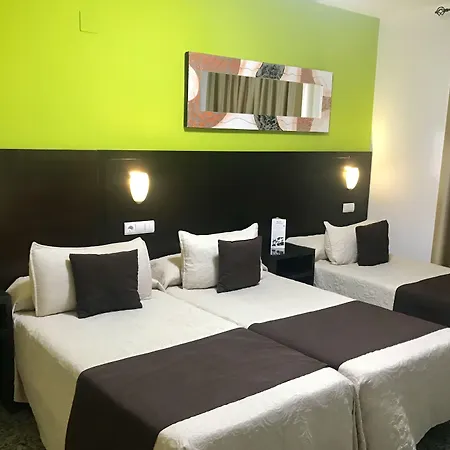 洛斯法罗乐思酒店 2*