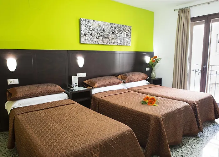 Отель De Faroles 2*